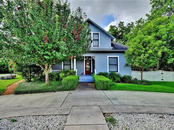 609 E Liberty Ave, Round Rock, TX 78664