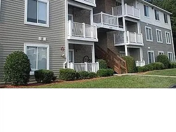 9535 University Terrace Dr APT M, Charlotte, NC 28262