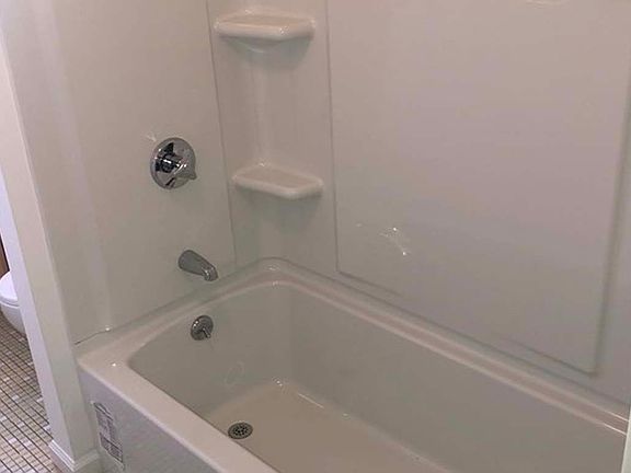 3rd image of 3 Elm St APT 2