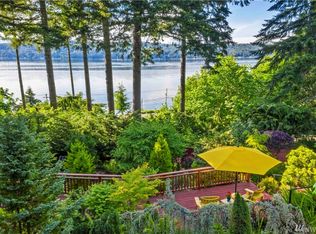 113 E Trails Rd, Belfair, WA 98528