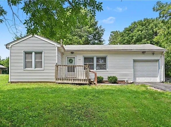 100 NE 73rd St, Gladstone, MO 64118