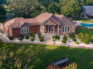 3831 Homestead Rd, Marion, IL 62959