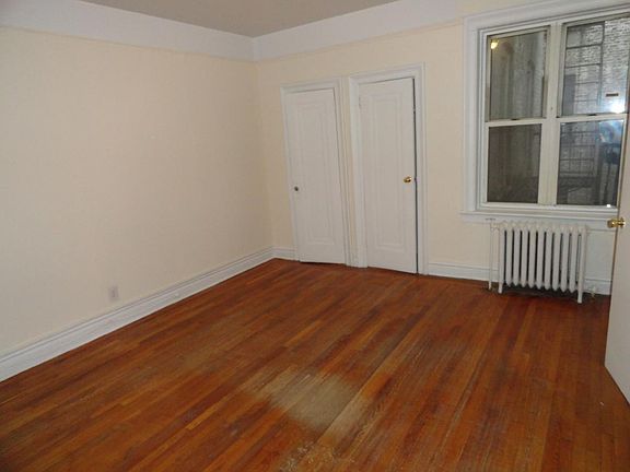 3rd image of 11 Gifford Ave APT 1F