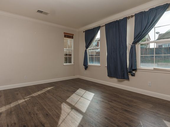 4th image of 624 W Conejo Ave