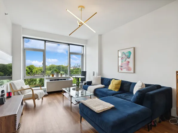 30 Bayard Street image 1 of 10