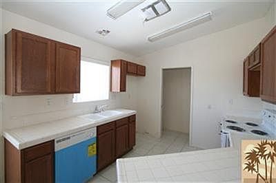 2nd image of 2781 Leto Ave