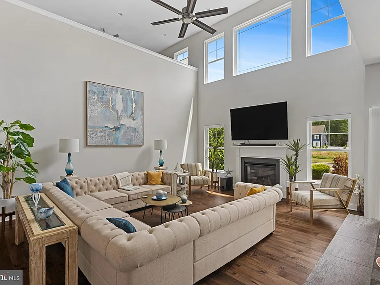 38100 Bailey Way — Photo 4