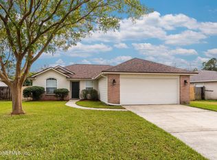 3179 Wavering Ln, Middleburg, FL 32068