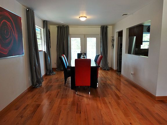 FRENCHDOORS W/BUILT IN BLIND