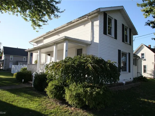 34 Sharon St, Shelby, OH 44875
