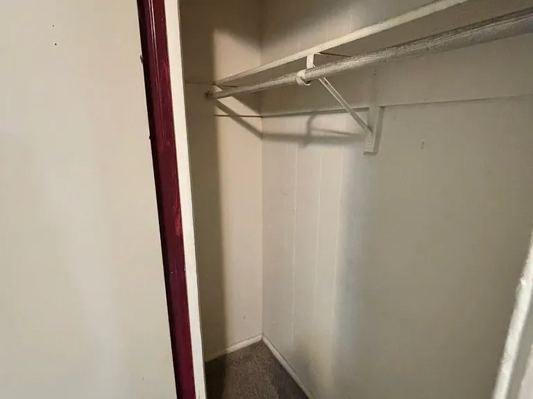 2709 W Rose Hill St #8 — Photo 9