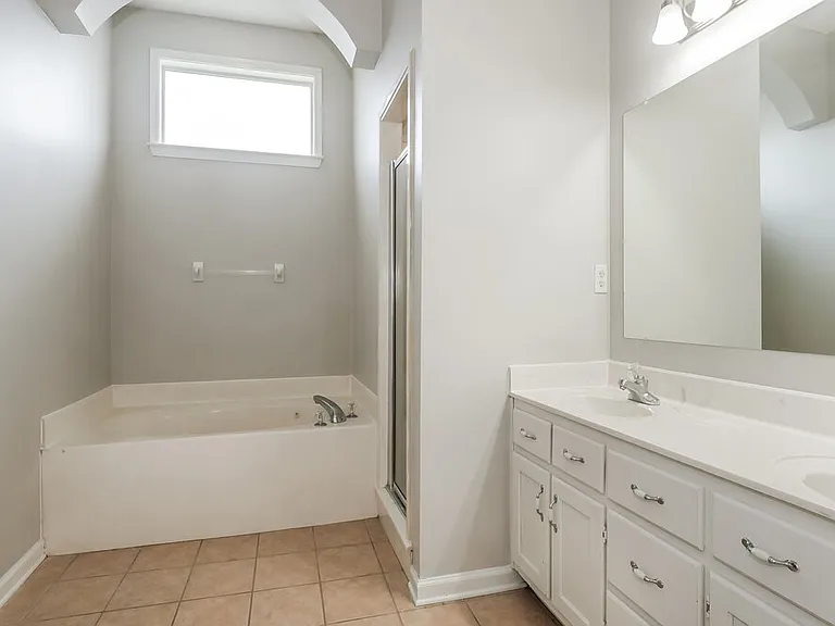 6181 Braybourne Main — Photo 10