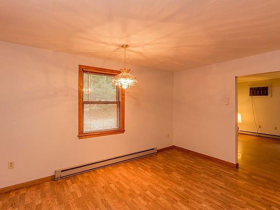3rd image of 45 Mallard Dr