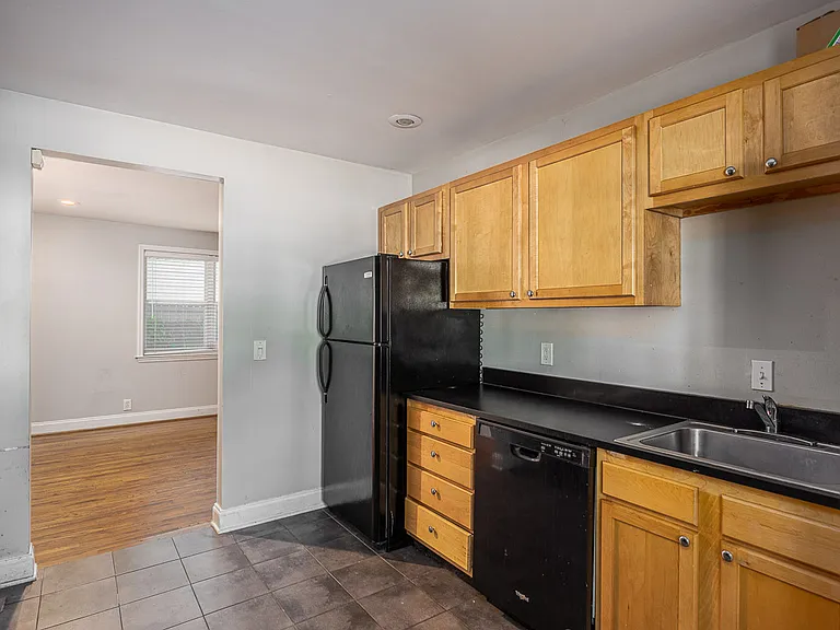 1412 Edgehill Ave #2 — Photo 11