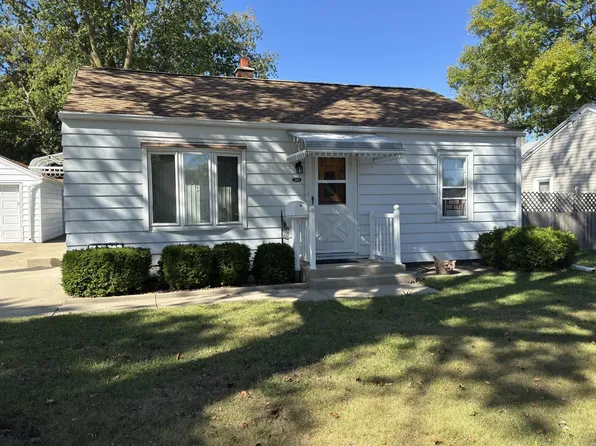 2909 South 68th STREET, Milwaukee, WI 53219