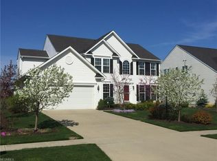 2706 Ambridge Dr, Avon, OH 44011