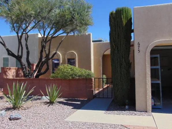 675 S Los Topacios, Green Valley, AZ 85614