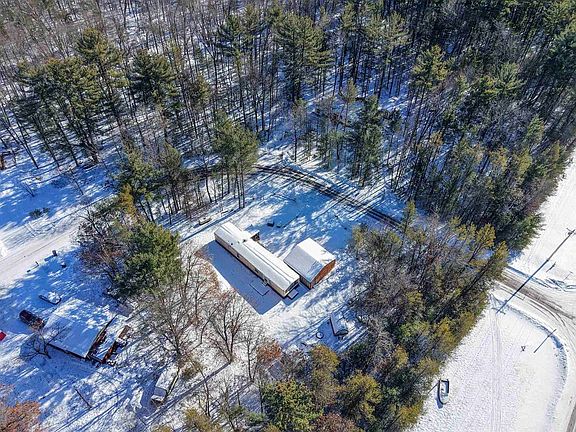 2nd image of 3015 Pine Ln