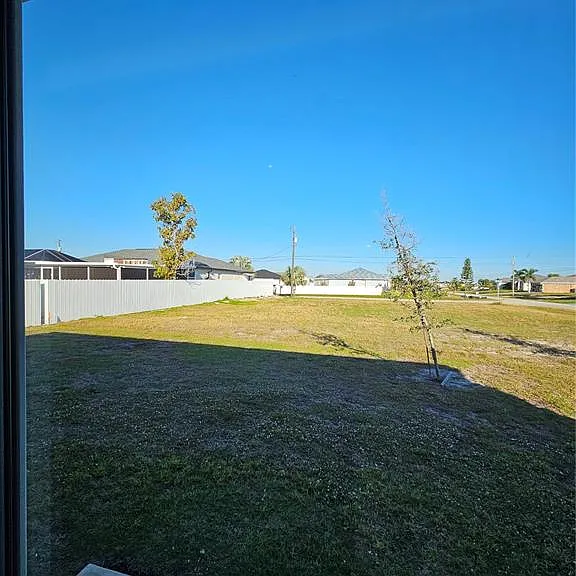 901 NW 15th Pl — Photo 30