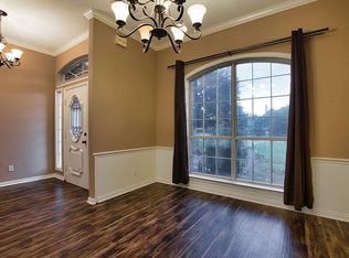 1018 W Alamosa Dr, Terrell, TX 75160