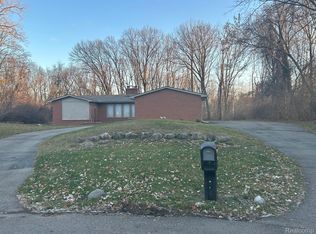 22500 Staunton St, Southfield, MI 48033