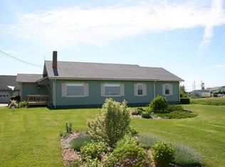 15 S Lubec Rd, Lubec, ME 04652