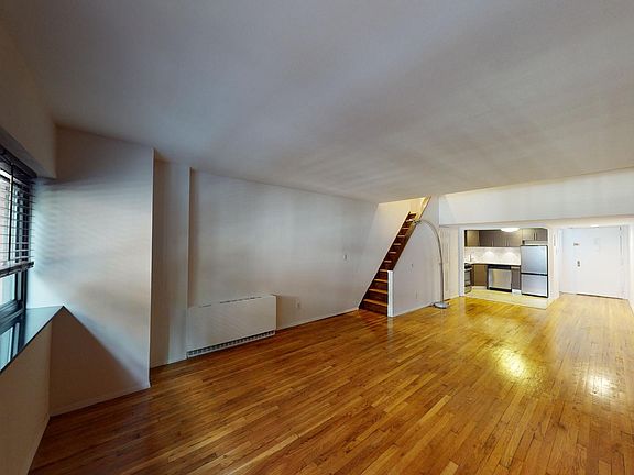3rd image of 10 Jones St APT 2H