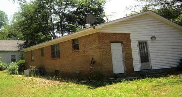 2nd image of 426 Peete St