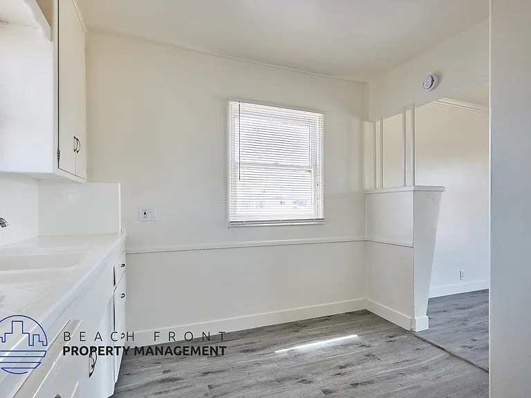 436 W Magnolia St — Photo 12