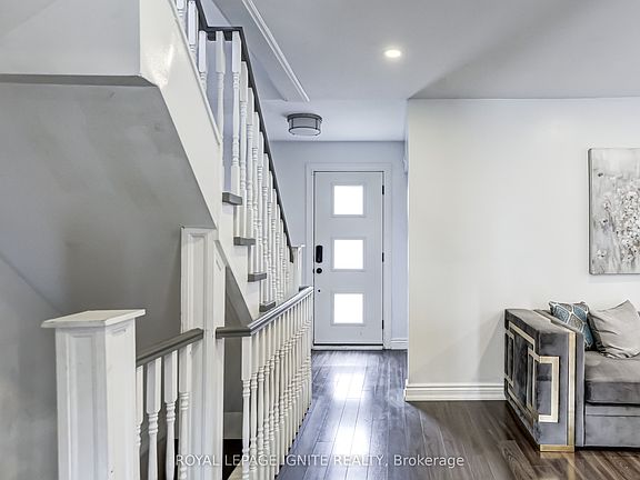 4th image of 172 Radford Dr