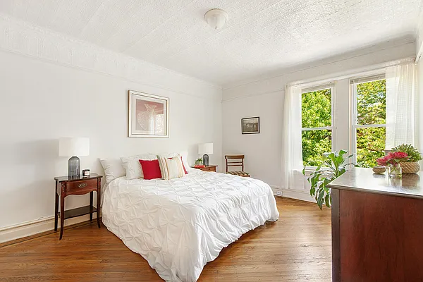 Sold by Corcoran | media 7