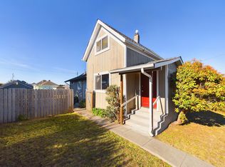2742 B St, Eureka, CA 95501