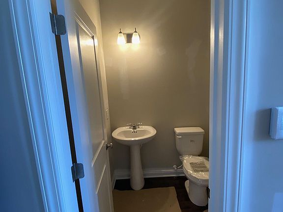 1/2 bath