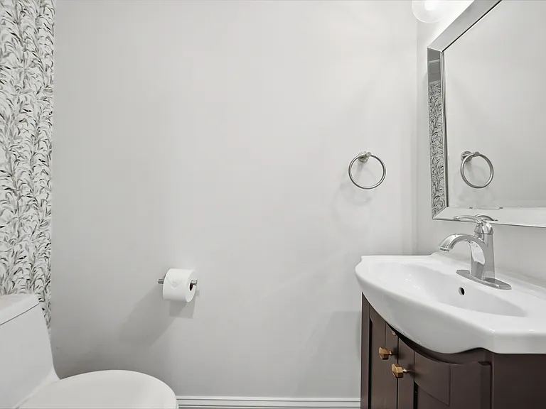 6740 Towne Lane Rd — Photo 10