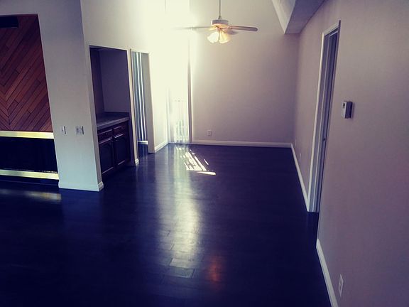 2nd image of 4-31525 Lindero Canyon Rd #4