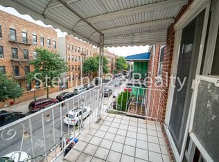 24-54 38th St #3F, Astoria, NY 11103