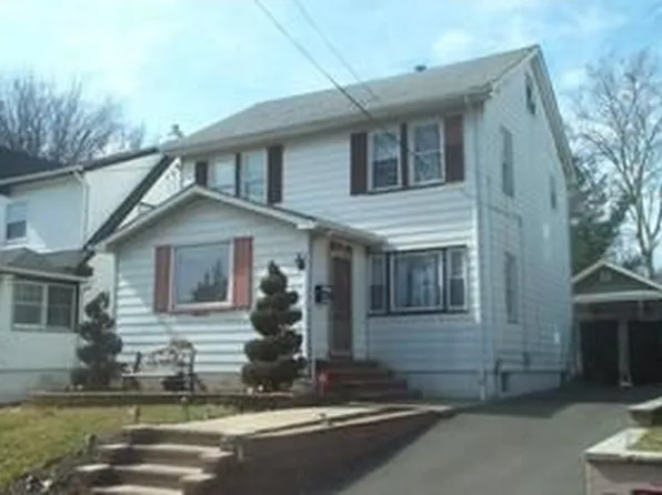220 Spring St, Passaic, NJ 07055