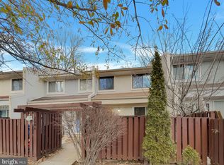 2384 Southgate Sq, Reston, VA 20191