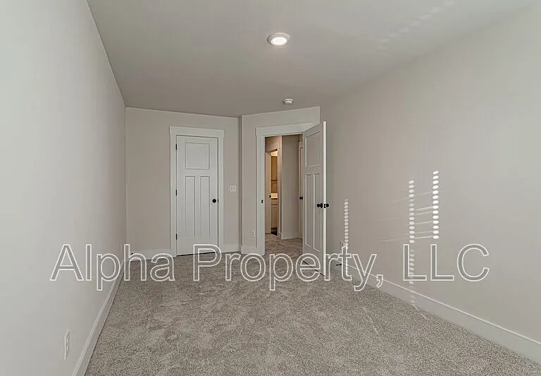 451 Hazelcote Rd — Photo 17