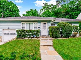 49 Crisfield St, Yonkers, NY 10710