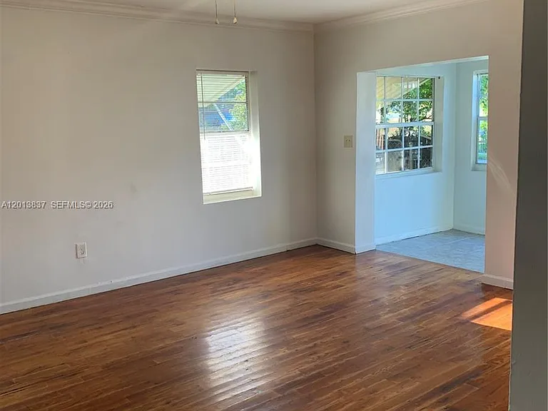 1806 Funston St — Photo 8