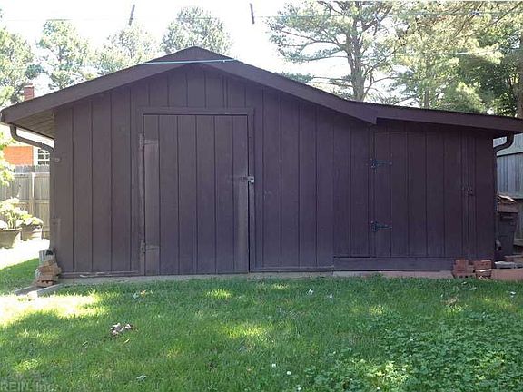 3rd image of 1413 Keeler Ln