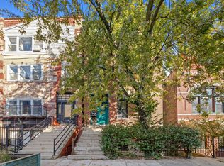 908 W 19th St #3, Chicago, IL 60608