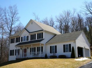 205 Baldwin Ln, North Granby, CT 06060