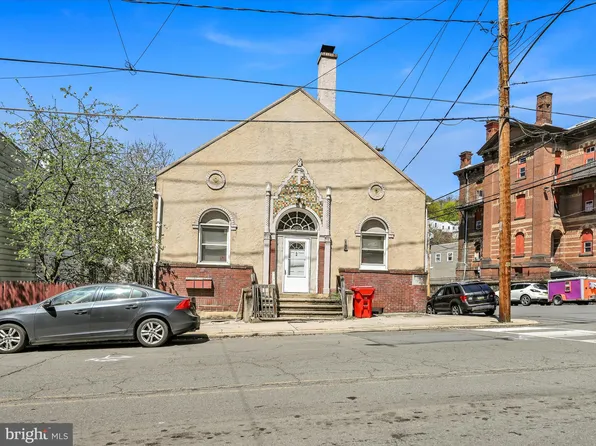 452 E Norwegian St, Pottsville, PA 17901