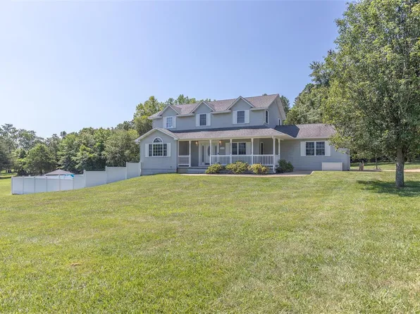 375 Five Oaks Dr, Van Buren, MO 63965