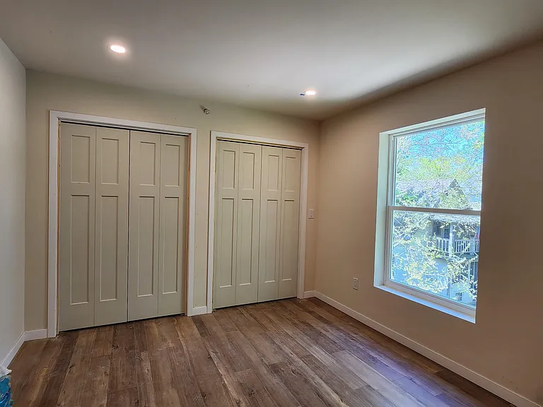 908 E Gorham St #3 — Photo 6