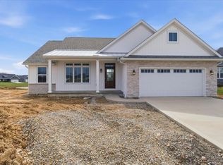 213 De Rosa Dr, Johnstown, OH