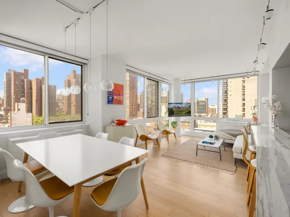 389 East 89th Street image 1 of 18
