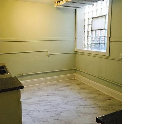5th image of 7411 S Eggleston Ave #G